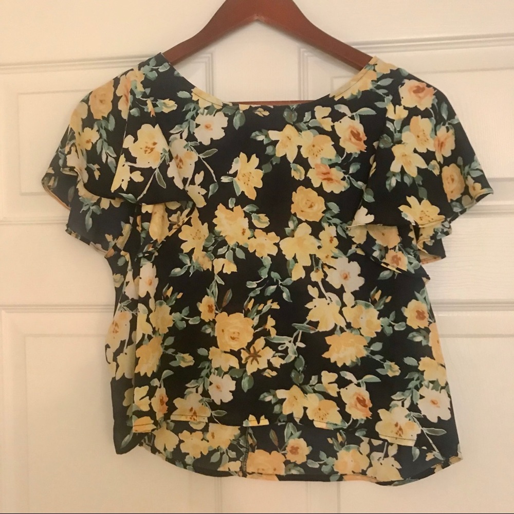 Forever 21 Flowy Sleeve Crop Top
